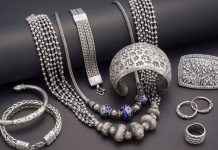 वास्तविक बनाम बनावट चांदी: 6 सोप्या मार्गांनी घरी चांदीची सत्यता कशी तपासायची