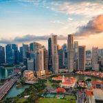 सिंगापूरच्या शीर्ष 7 उंच इमारती शहराच्या क्षितिजाची व्याख्या करतात