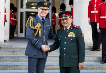 लष्करी सहकार्य वाढवण्यासाठी, संरक्षण उद्योगातील भागीदारी वाढवण्यासाठी यूकेमध्ये सीडीएस जनरल चौहान | भारत बातम्या