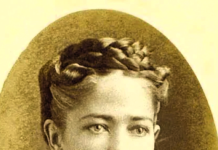 1886 मध्ये, तुटलेल्या चीनमुळे जोसेफिन कोक्रेनच्या निराशेने आधुनिक डिशवॉशरकडे नेले.