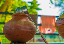 या उन्हाळ्यात आपले मातीचे भांडे (मटका) पाणी स्वच्छ आणि सुरक्षित कसे ठेवावे