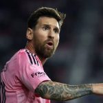 FIFA विश्वचषक 2026 च्या काही आठवड्यांपूर्वी, लिओनेल मेस्सीला दुखापतीची भीती वाटते – तुम्हाला हे माहित असणे आवश्यक आहे | फुटबॉल बातम्या