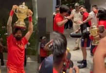 RCB च्या IPL 2026 च्या विजेतेपदानंतर विराट कोहलीचा क्रुणाल पांड्यासोबतचा ढोल डान्स व्हायरल झाला – पहा | क्रिकेट बातम्या