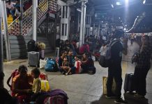 अपहरण झालेल्या एका वर्षाच्या चिमुरडीची पोलिसांनी १६ तासांत सुटका, तिघांना ताब्यात घेतले