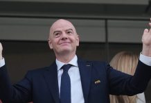 FIFA अध्यक्ष Gianni Infantino यांनी विश्वचषकादरम्यान पृथ्वीच्या परिघाच्या जवळपास तिप्पट प्रवास केला | फुटबॉल बातम्या