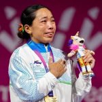 ‘मी तीन दिवस खाऊ-पिऊ शकलो नाही’: CWG सोन्यामागे मीराबाई चानूचे बलिदान