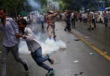 ‘आंदोलन म्हणजे लाठीचार्ज नाही’: पेपरफुटीला विरोध करणाऱ्या विद्यार्थ्यांवर पोलिसांच्या कारवाईवर SC | भारत बातम्या